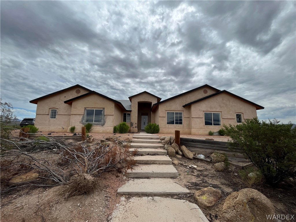 Listing photo id 2 for 4120 Hackberry Road