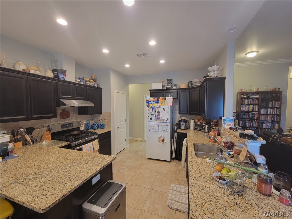 Listing photo id 16 for 4302 Cane Ranch Road