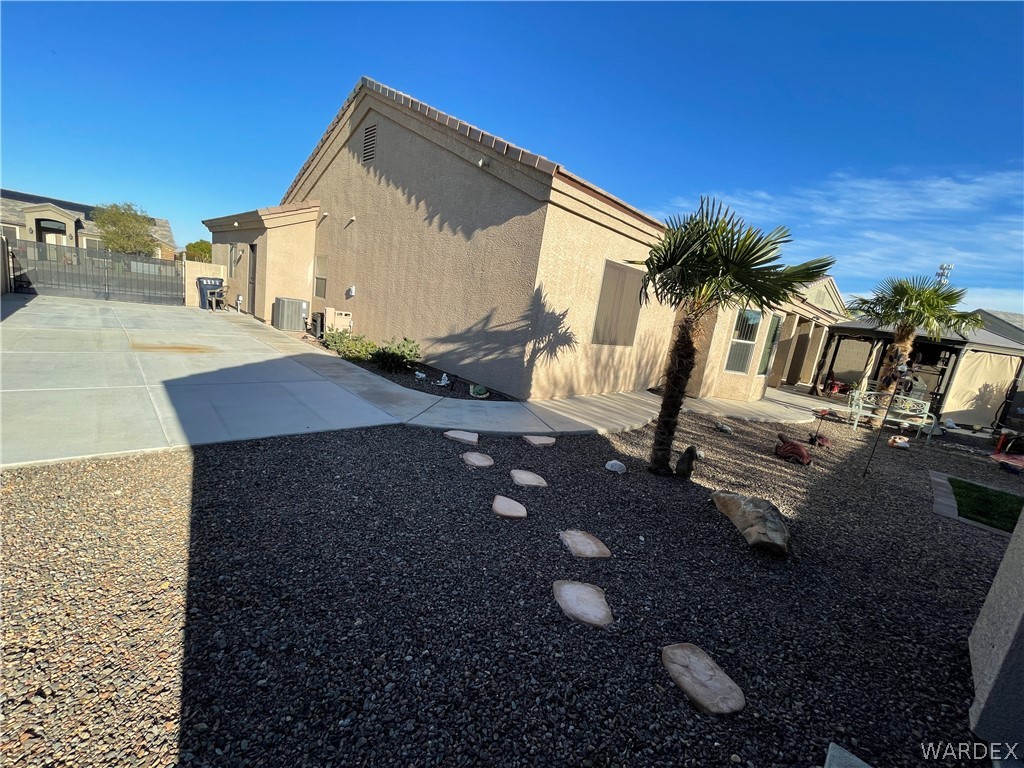 Listing photo id 50 for 4216 Old Ranch Lane