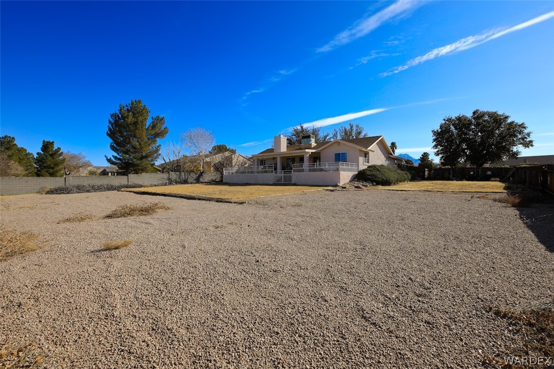 Listing photo id 27 for 4039 Pinto Road