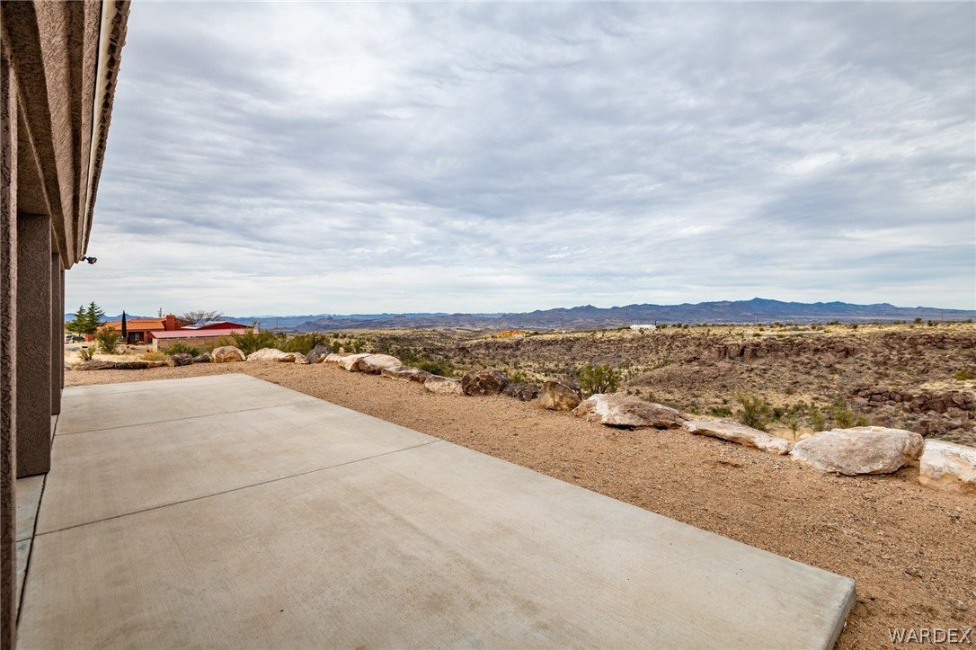Listing photo id 46 for 3601 Stagecoach Drive