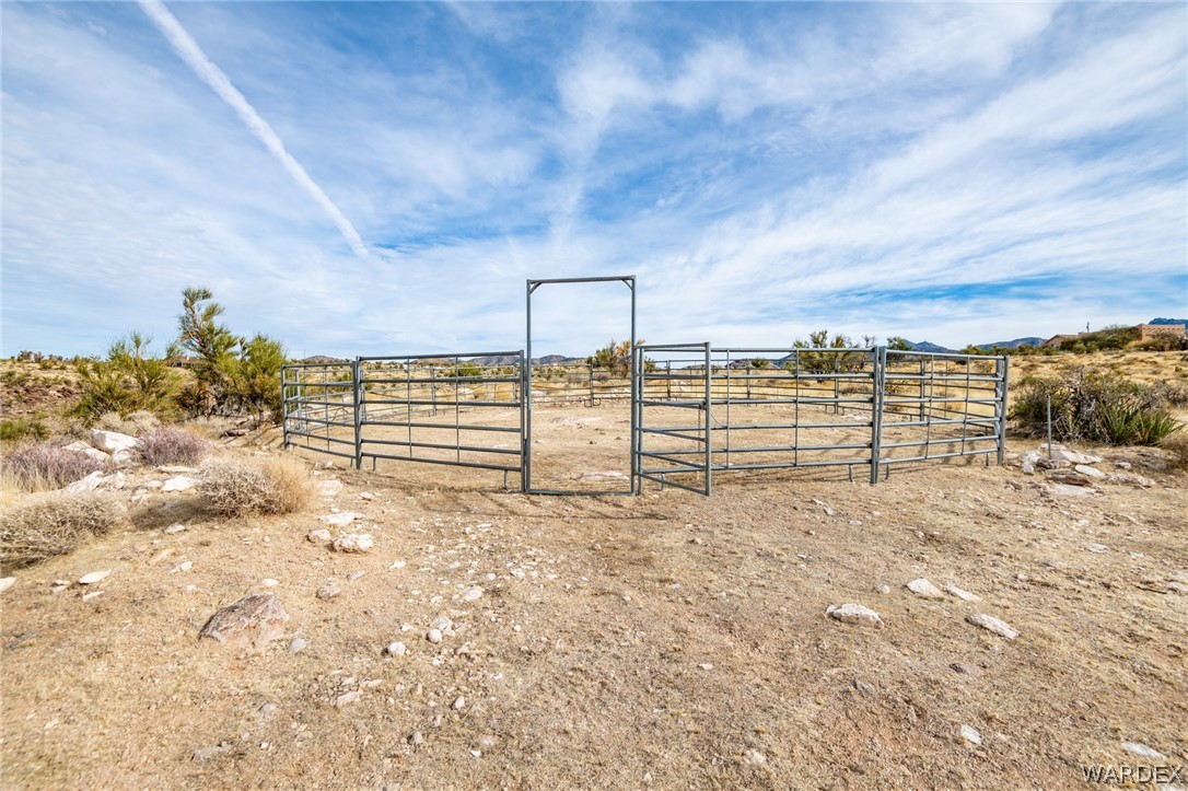 Listing photo id 61 for 3601 Stagecoach Drive