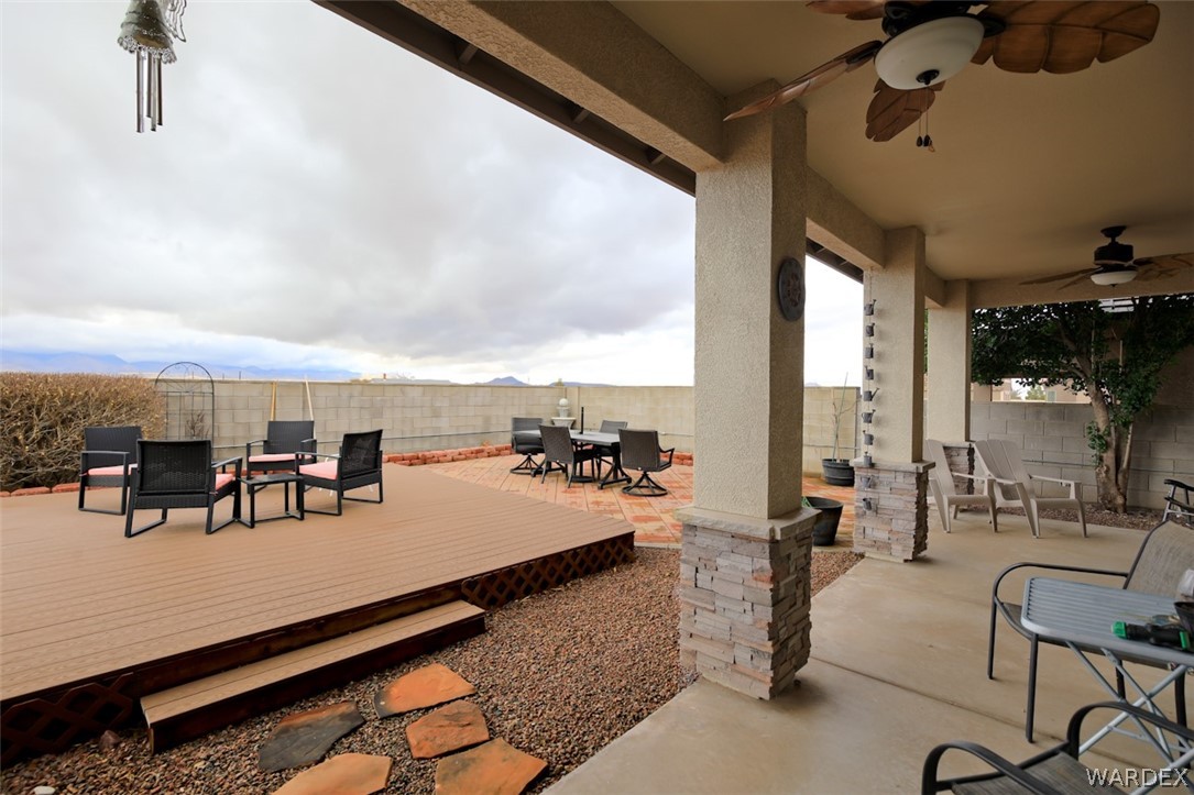 Listing photo id 19 for 4915 Neal Ranch Road