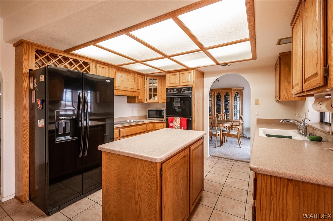 Listing photo id 24 for 7837 Larkspur Drive