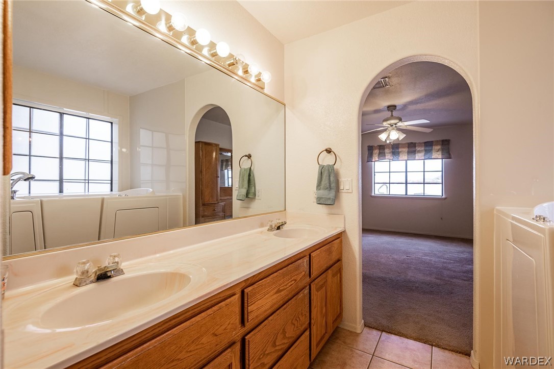 Listing photo id 34 for 7837 Larkspur Drive