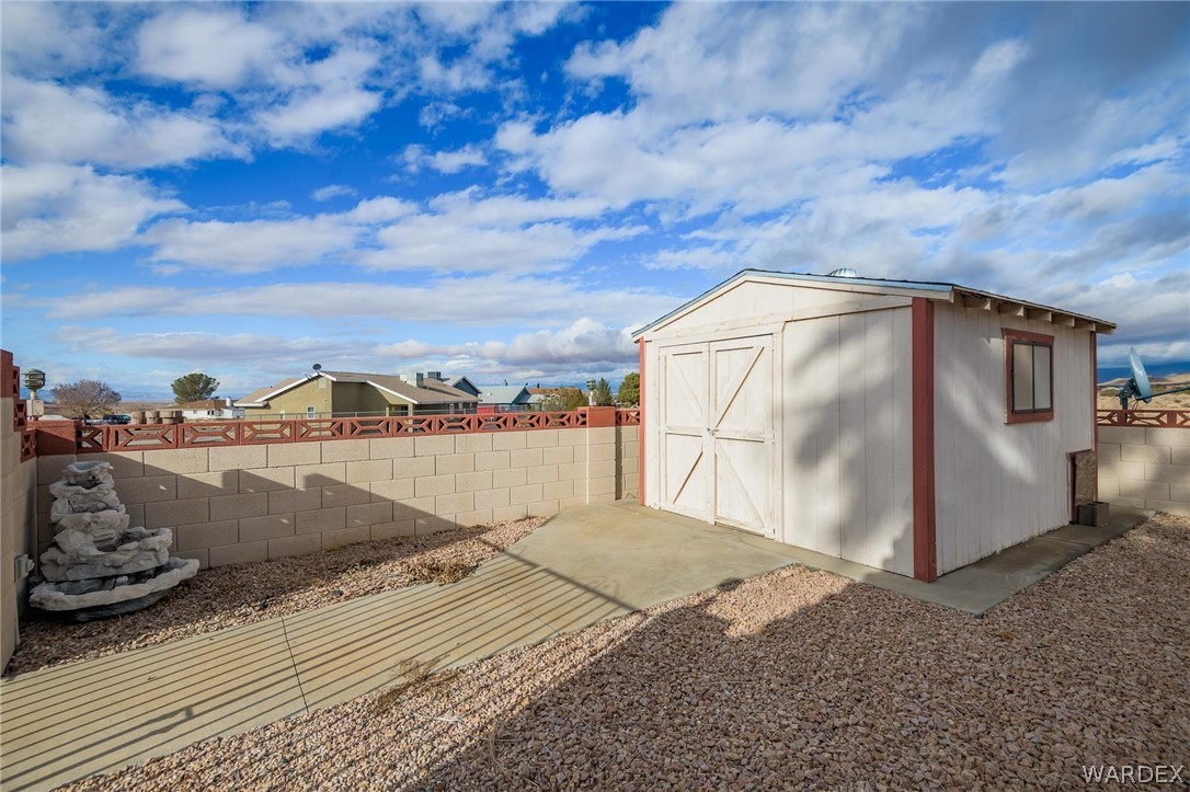 Listing photo id 50 for 7837 Larkspur Drive