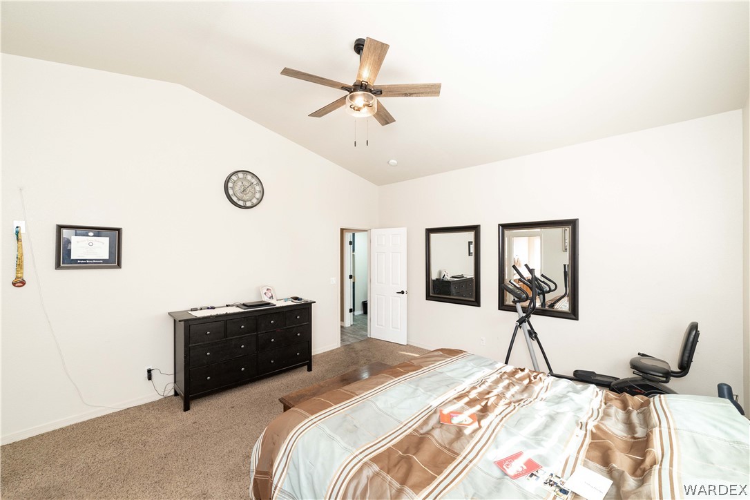 Listing photo id 26 for 4090 Roma Road