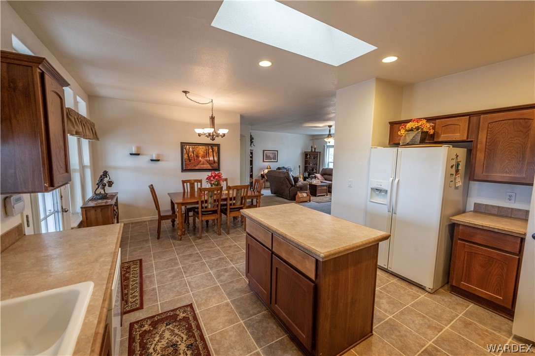 Listing photo id 12 for 11865 Cadmia Drive