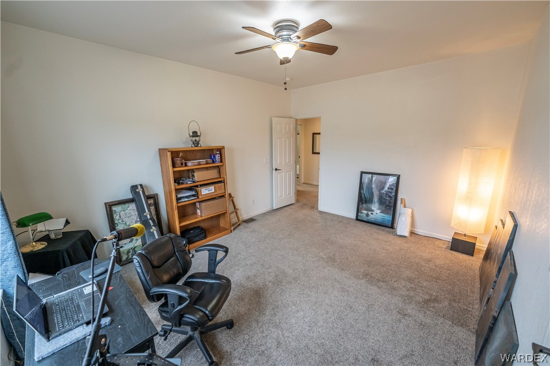 Listing photo id 28 for 11865 Cadmia Drive