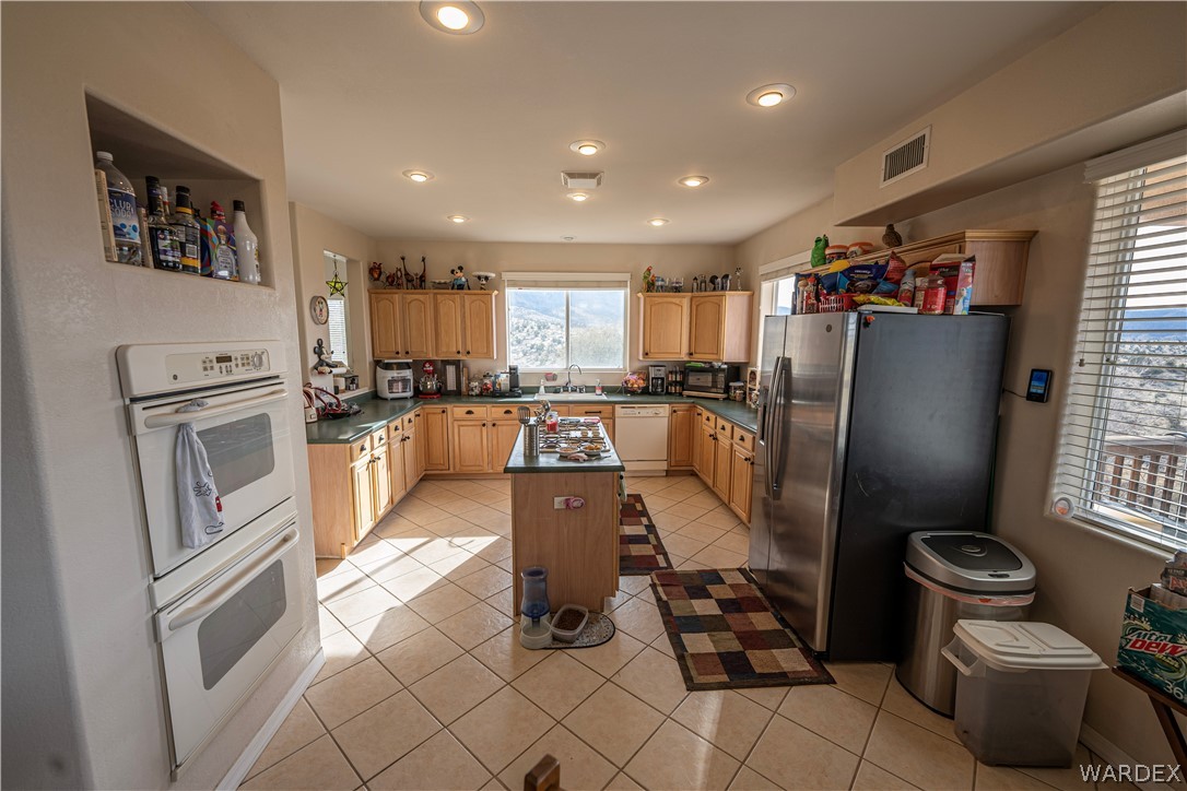 Listing photo id 30 for 3660 Stagecoach Drive