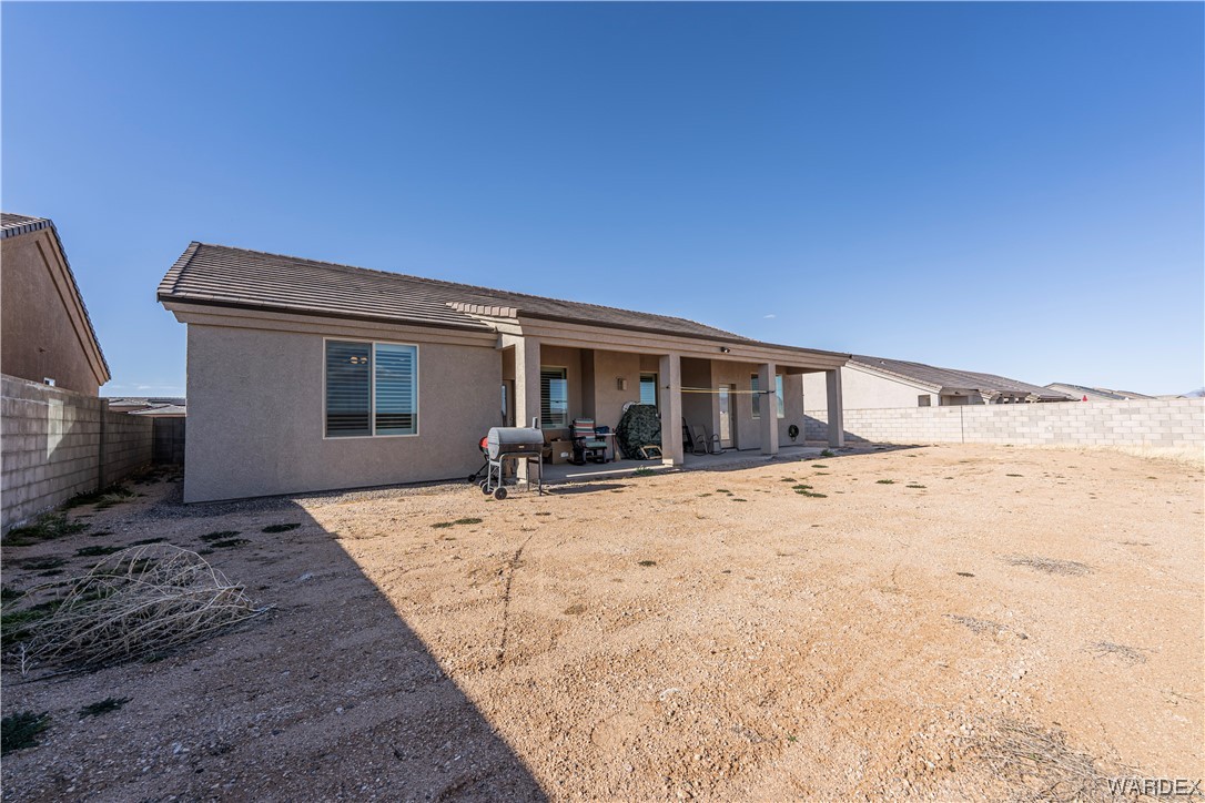 Listing photo id 37 for 4728 Old Ranch Lane