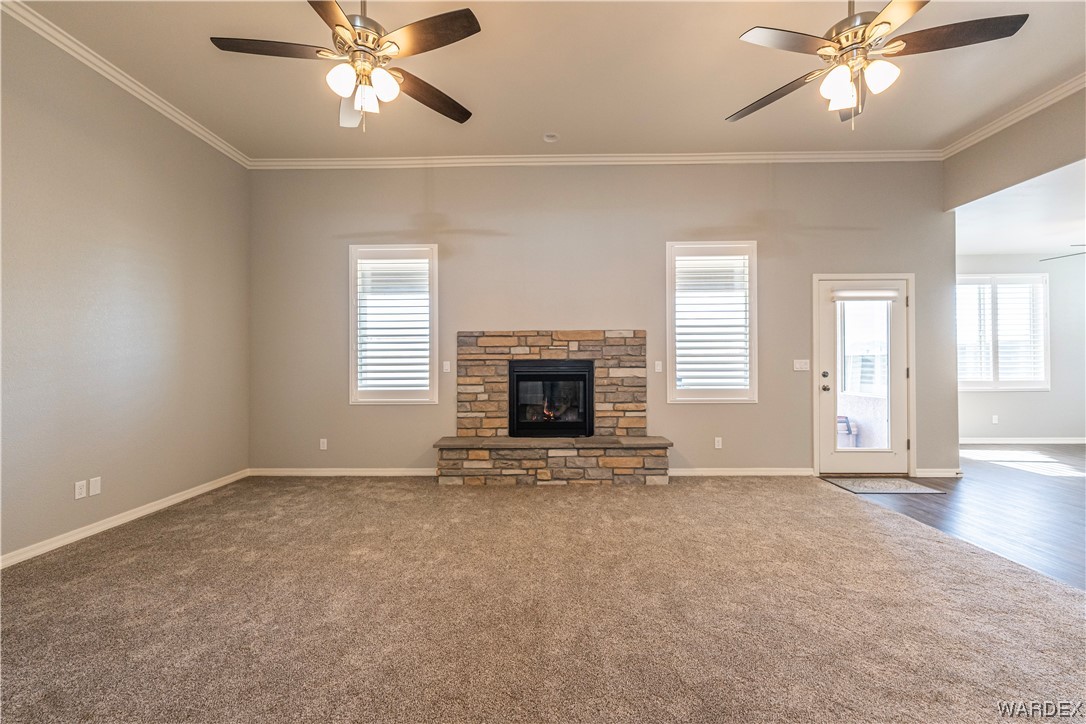 Listing photo id 9 for 4728 Old Ranch Lane