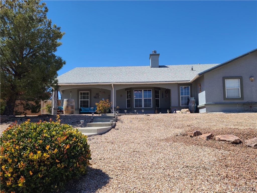 Listing photo id 2 for 2377 Pueblo Drive