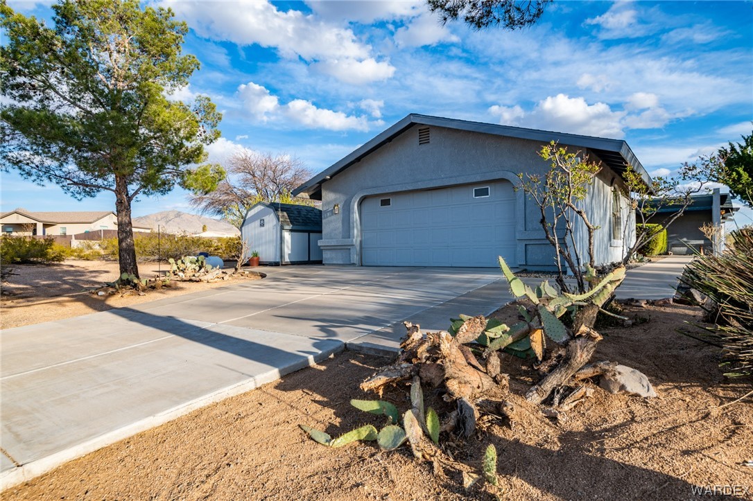 Listing photo id 47 for 8730 Lariat Drive