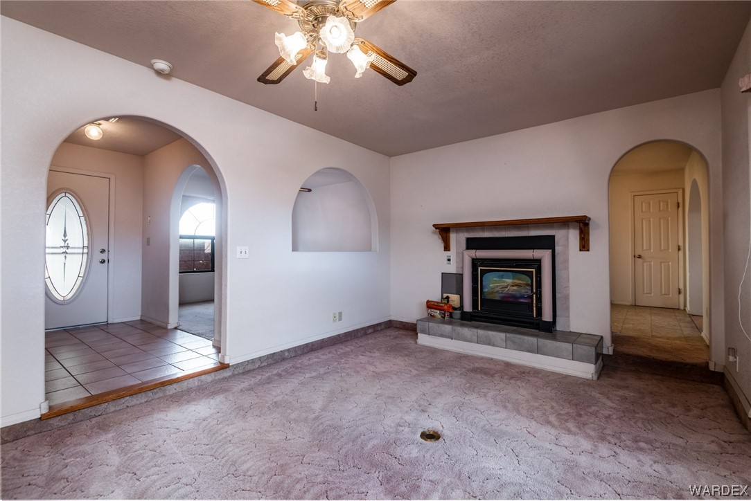 Listing photo id 5 for 8730 Lariat Drive