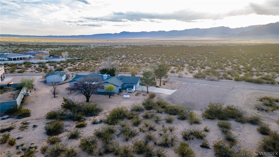 Listing photo id 73 for 8730 Lariat Drive
