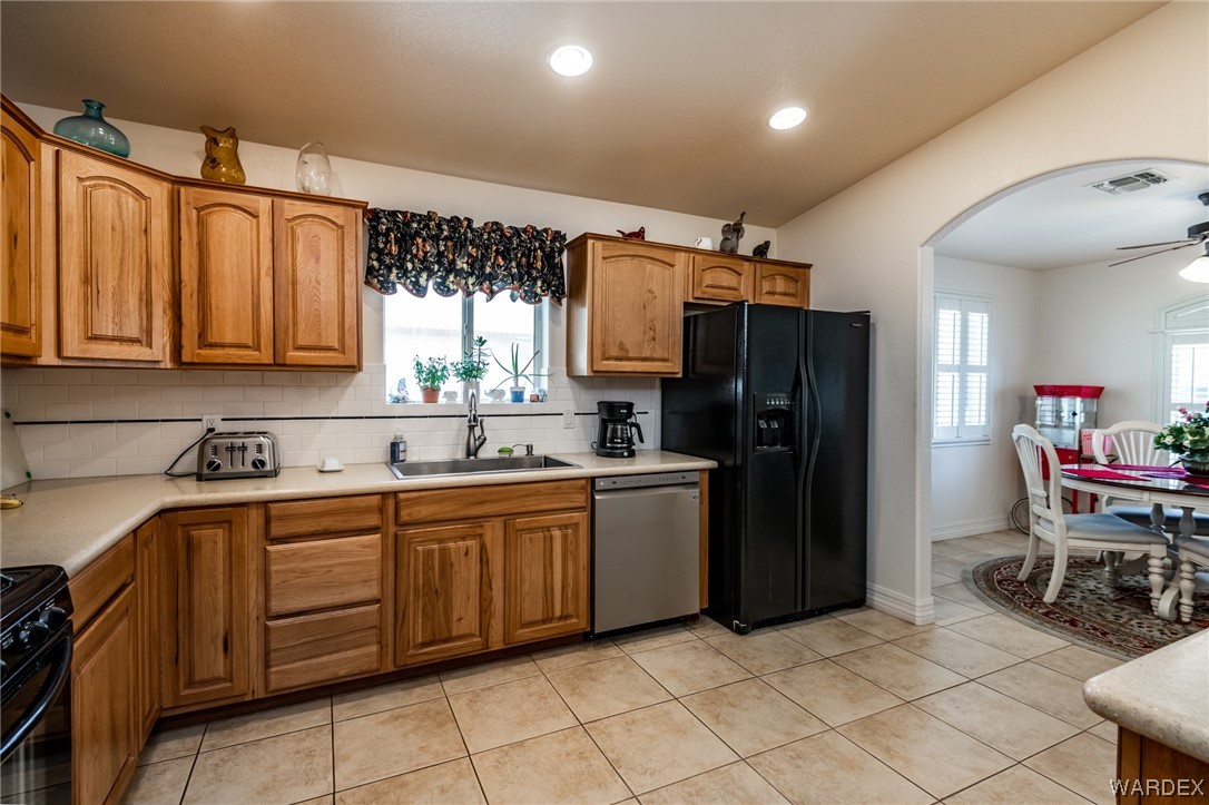 Listing photo id 17 for 4274 Cane Ranch Road