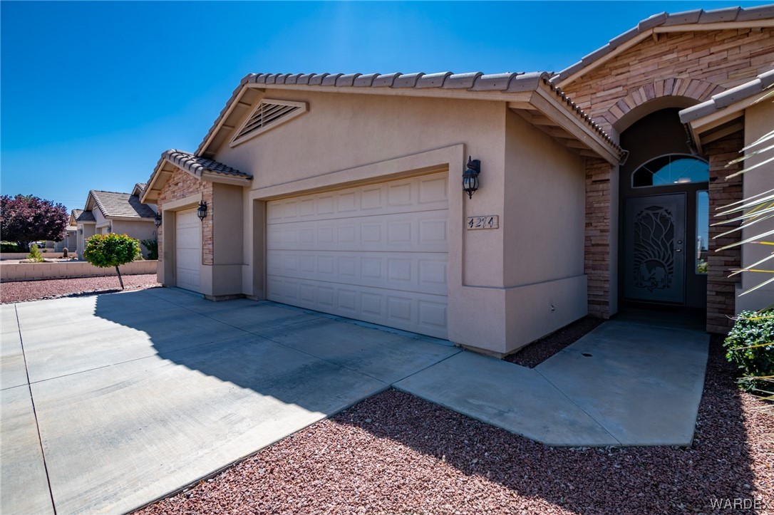 Listing photo id 8 for 4274 Cane Ranch Road