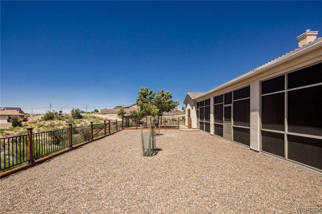 Listing photo id 56 for 1101 Copper Wind Lane