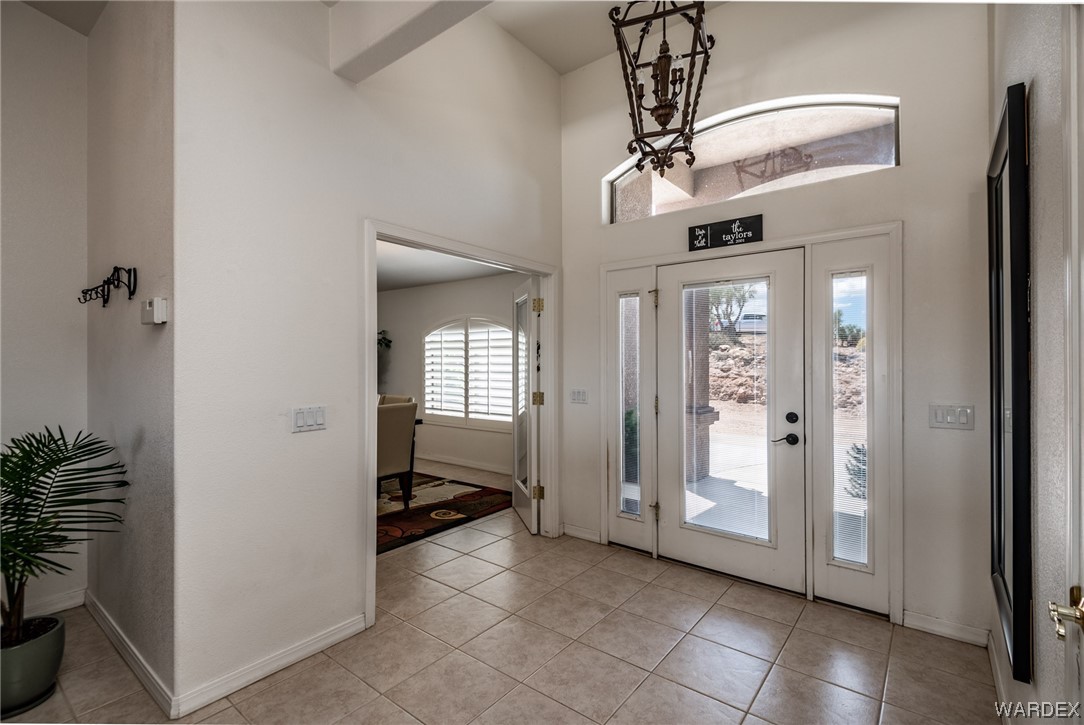 Listing photo id 17 for 3601 Stagecoach Drive