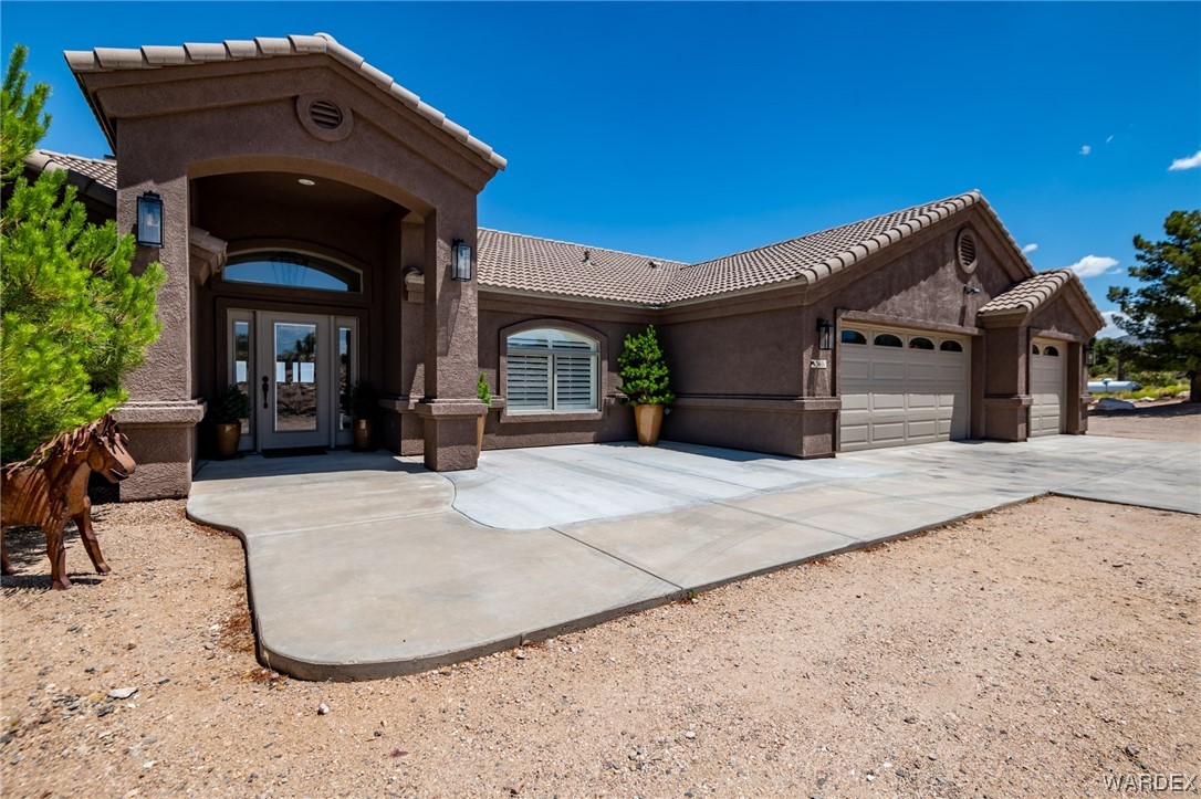 Listing photo id 67 for 3601 Stagecoach Drive
