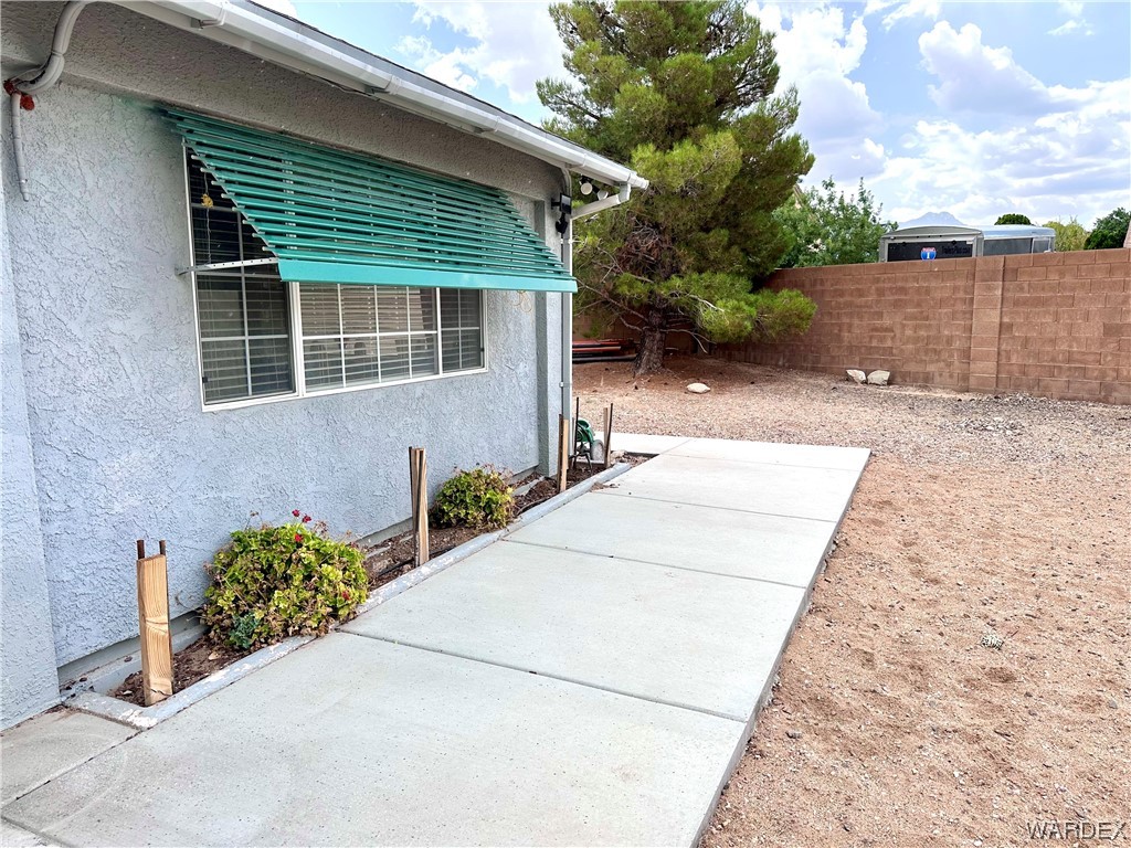 Listing photo id 34 for 2377 Pueblo Drive
