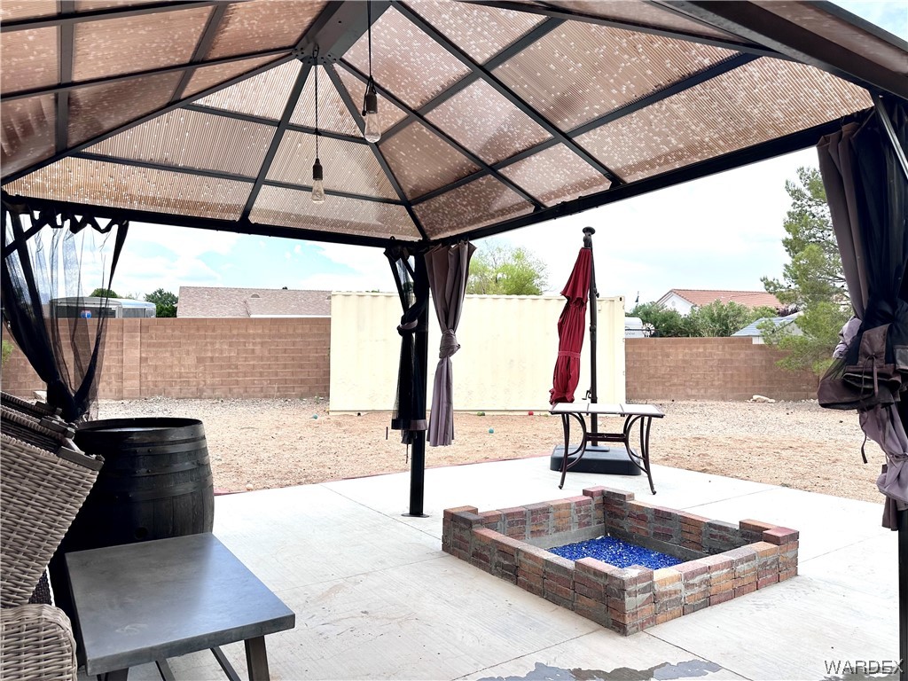 Listing photo id 35 for 2377 Pueblo Drive