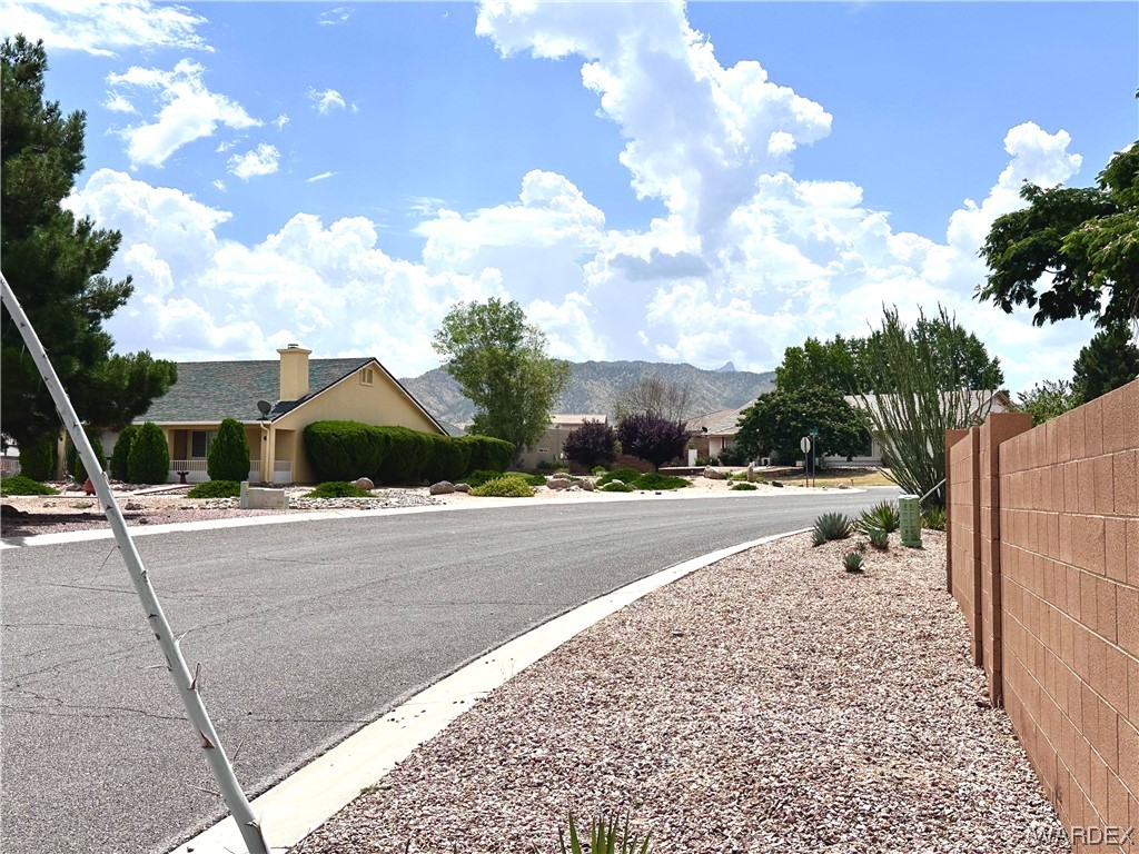 Listing photo id 42 for 2377 Pueblo Drive