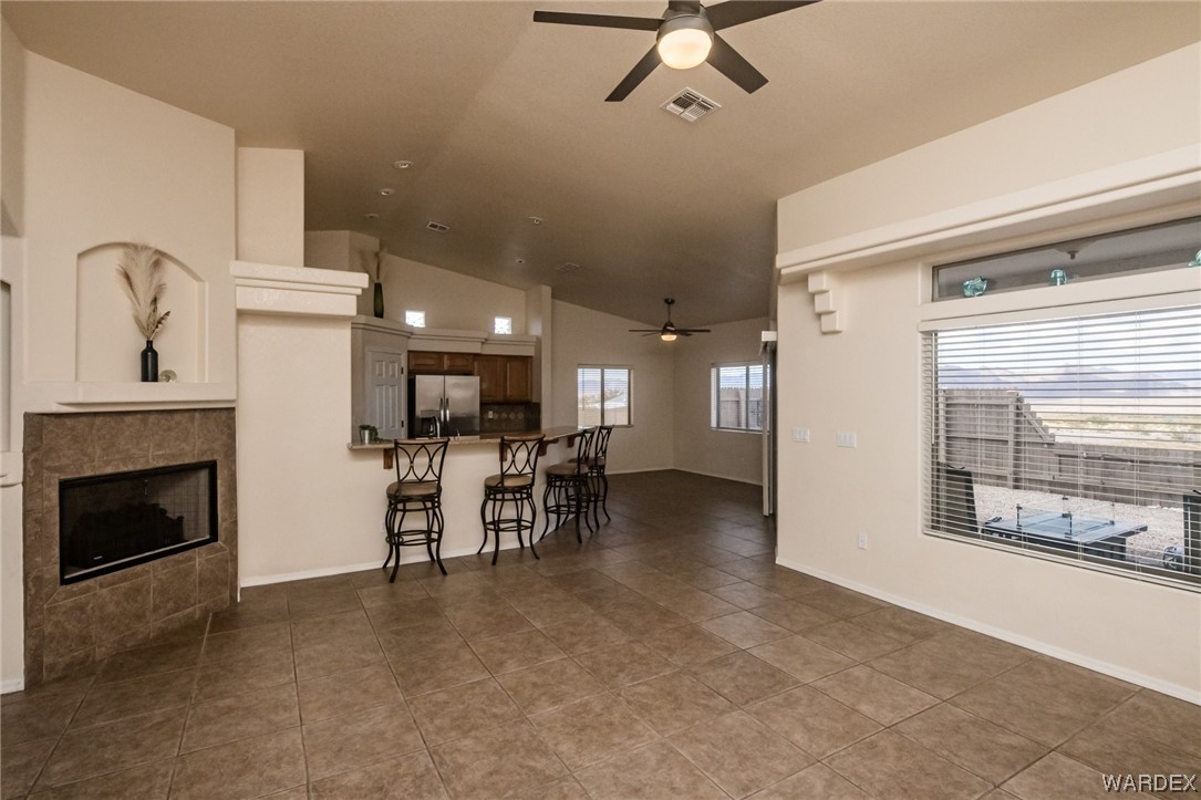 Listing photo id 10 for 8643 Cortez Drive