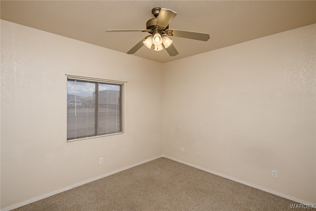 Listing photo id 28 for 8643 Cortez Drive