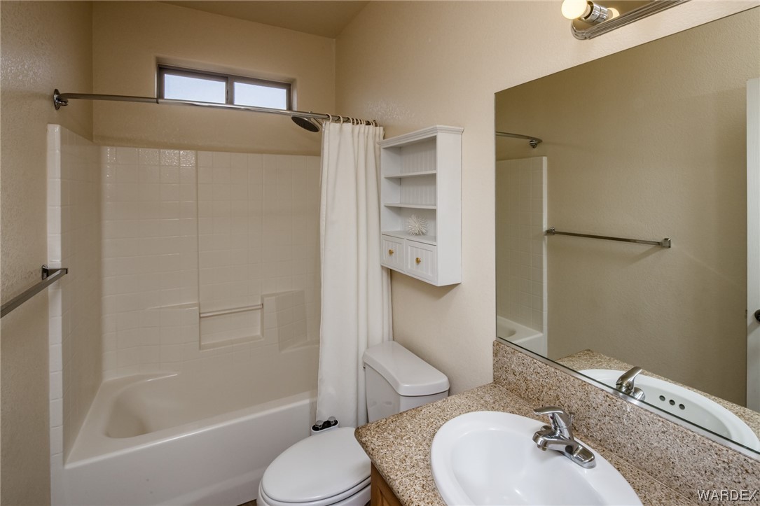 Listing photo id 30 for 8643 Cortez Drive