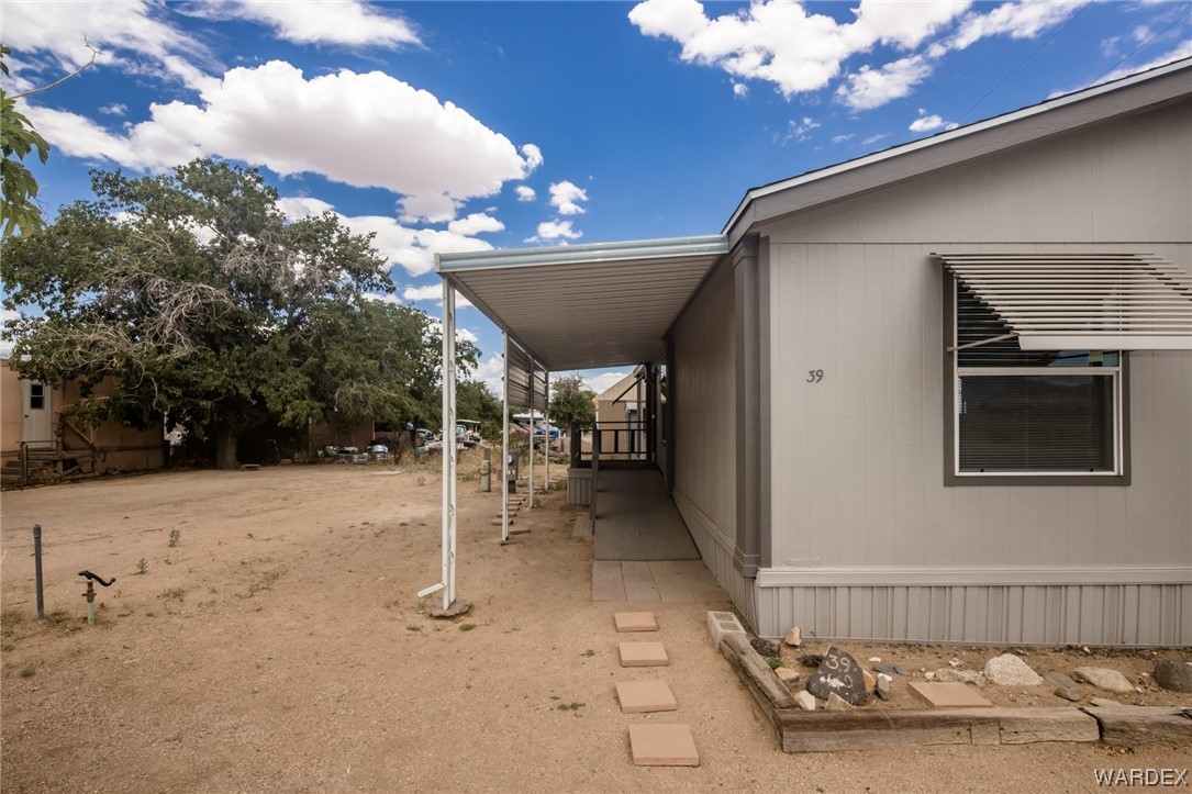 Listing photo id 6 for 3820 Roosevelt Street