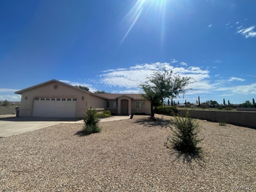 Listing photo id 19 for 9866 Whipple Drive