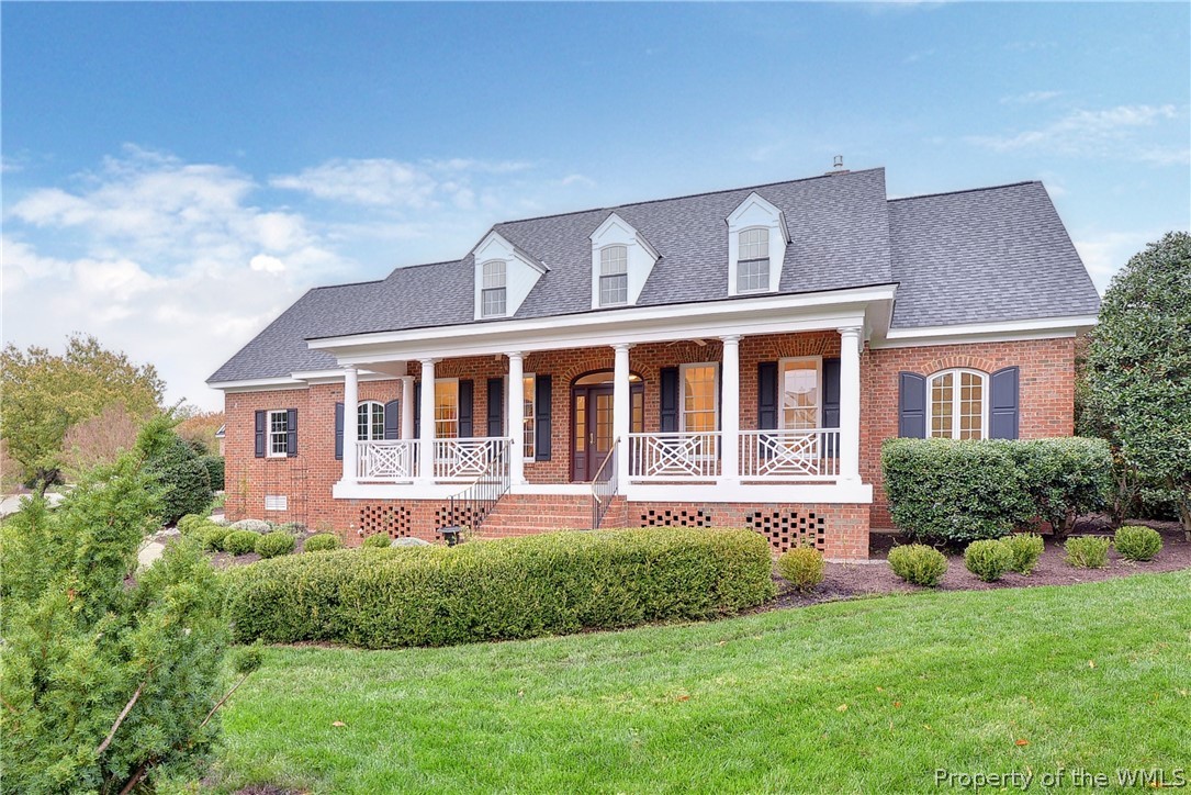 A gorgeous all-brick home designed by William Poole offers a lovely inviting floor plan to include four bedrooms plus bonus, three baths and ‘flex’ rooms throughout!