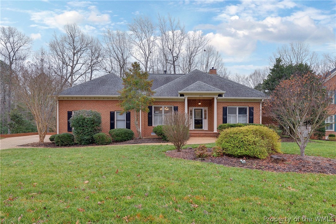 Custom All-brick home is desirable Greensprings Plantation.  HVAC - 2019, Dishwasher - 2021, Dec repaired/stained - 2022, Hot Water Heater - 2022.  Hardwood downstairs, updated bathrooms and kitchen from 2012. Outdoor space and privacy is truly amazing.  Rear fence. Cul-de-sac location.